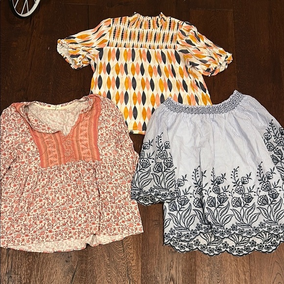 Bundle of 3 Women’s Blouses Tops THML Fever Mason&Belle Boho Blue Pink Size Med - Picture 1 of 16